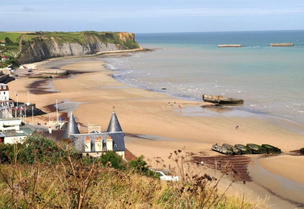 « La Casa Normande » Entre Ville & Plages Esquay-sur-Seulles Eksteriør bilde